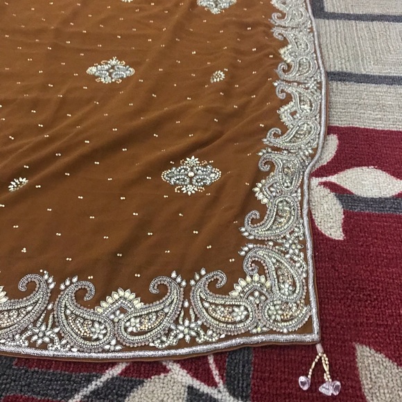 Indian party wear sarie - Picture 3 of 8